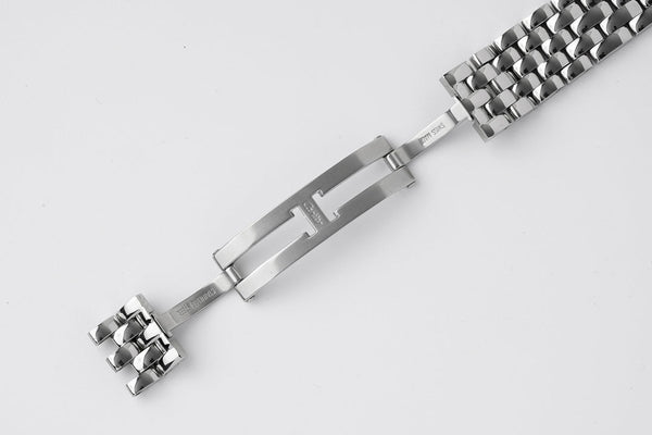 PANTHERE SILVER CASE DIAMOND BEZEL WHITE DIAL