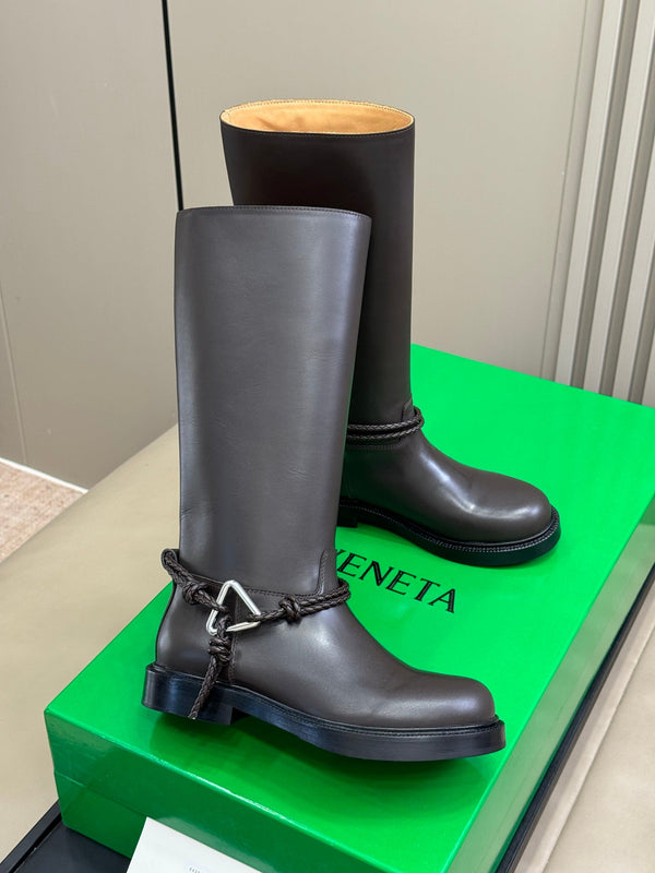 BV 25FW James Boots With Coaxial Detailing And Signature Metal Triangle in Fondant Calfskin