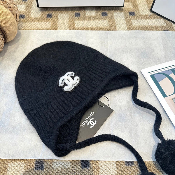 Chanel Fall/Winter Black Wool Knitting Beanie 960070