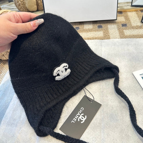 Chanel Fall/Winter Black Wool Knitting Beanie 960070