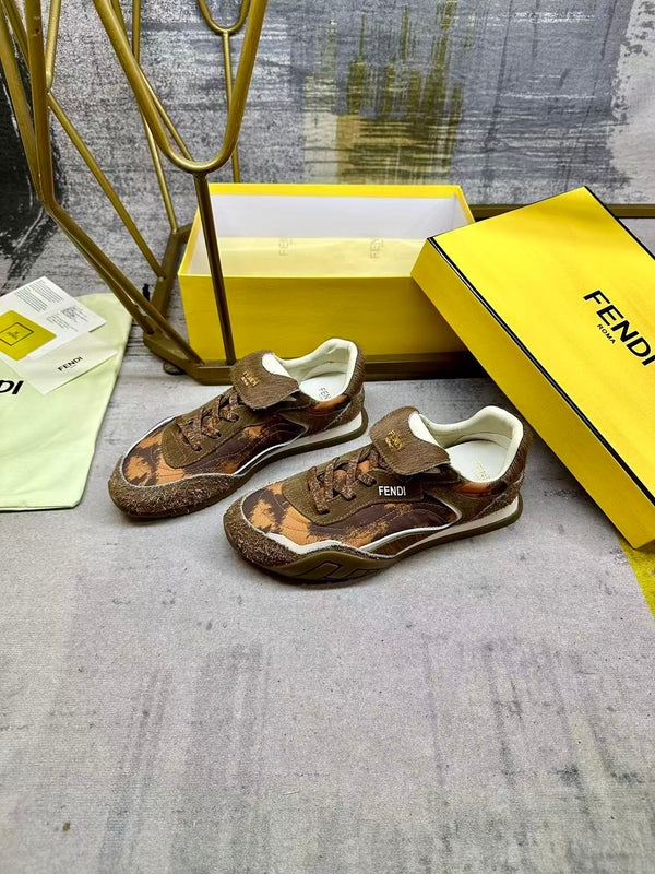 Fendi Wave Pulse Lace-up Light Brown Sneakers Suede 575432