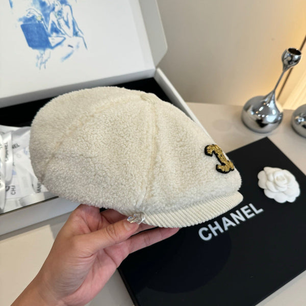 Chanel Wool Cap White in Fibrous 980124