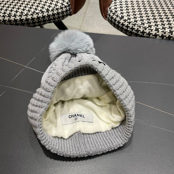 Chanel Knitted Beanie Gray in Fibrous 979985