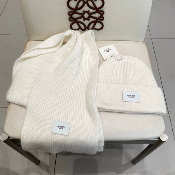 Hermes Classic Hat & Scalf Set White Rabbit Fur 980200
