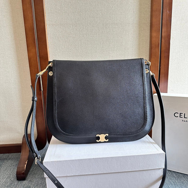Celine Besace Soft Triome Black Handbag in Lambskin 276301