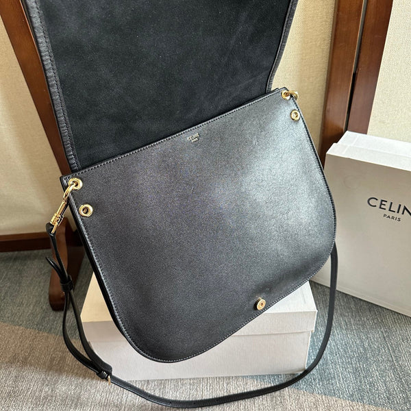 Celine Besace Soft Triome Black Handbag in Lambskin 276301