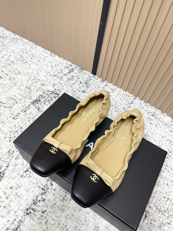 Chanel 26 Ruffle Brown Black Ballet Flats in Lambskin 591374