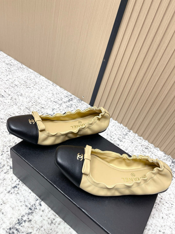 Chanel 26 Ruffle Brown Black Ballet Flats in Lambskin 591374