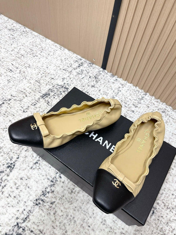 Chanel 26 Ruffle Brown Black Ballet Flats in Lambskin 591374