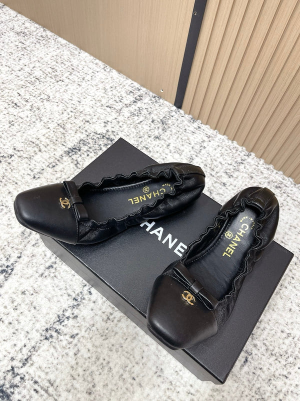 Chanel 26 Ruffle Black Ballet Flats in Lambskin 591373