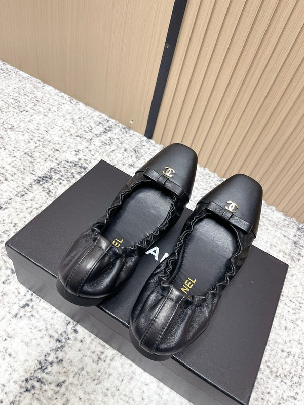 Chanel 26 Ruffle Black Ballet Flats in Lambskin 591373