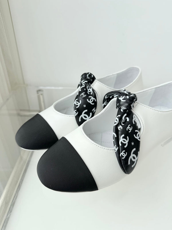 Chanel 26 Double C Heel Pump With Silk Ribbon White Lambskin 597334