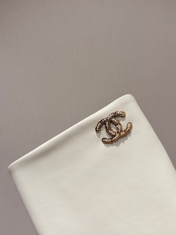 Chanel 26 Newest Runway Style Riding White Boots in Cowhide 598320