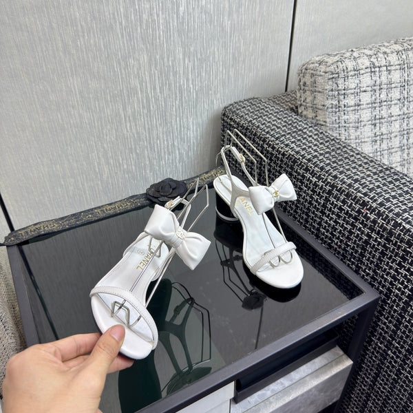 Chanel 26 Bow Heels White in Lambskin 602500