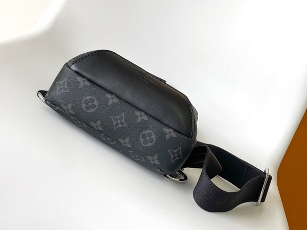 LV AVENUE Shoulder Bag 31 Black Monogram in Damier Graphite Canvas 278122