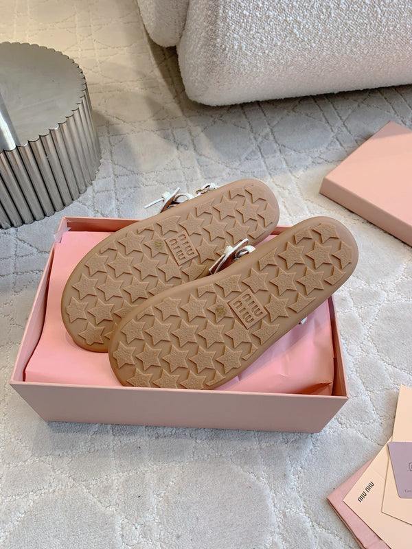 Miu Flip-flot Flat Sandal Brown White in Cowhide 615340