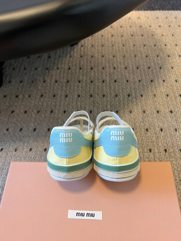 Miu Miu 26 Mary Jane Casual Flip-Flops White Blue in Mesh fabric 614739