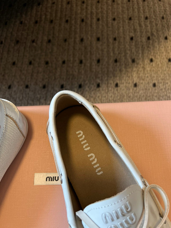 Miu Miu 26SS Bow-Knot Loafers Cream in Sheepskin 614563