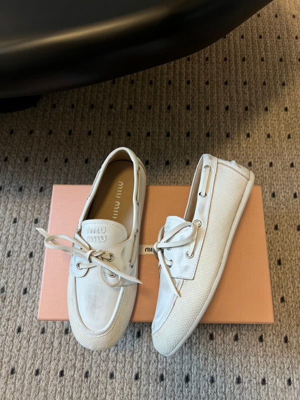 Miu Miu 26SS Bow-Knot Loafers Cream in Sheepskin 614563