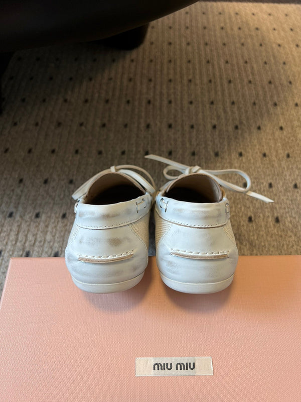 Miu Miu 26SS Bow-Knot Loafers Cream in Sheepskin 614563