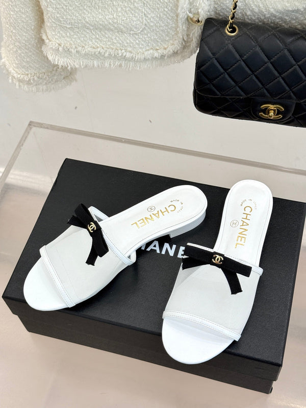 Chanel  26C Double C Bow Slippers White in Mesh 615709