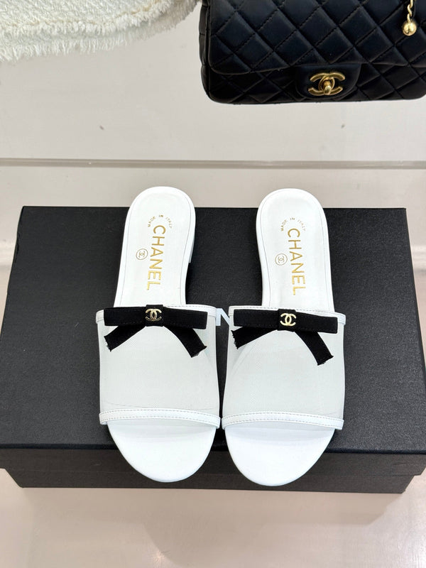 Chanel  26C Double C Bow Slippers White in Mesh 615709