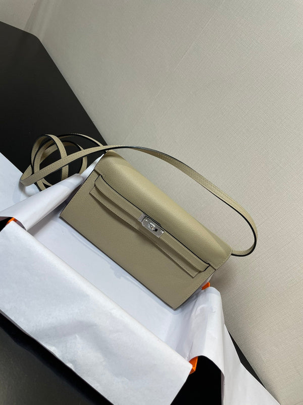 kelly woc 20.5 lichen epsom silver hardware