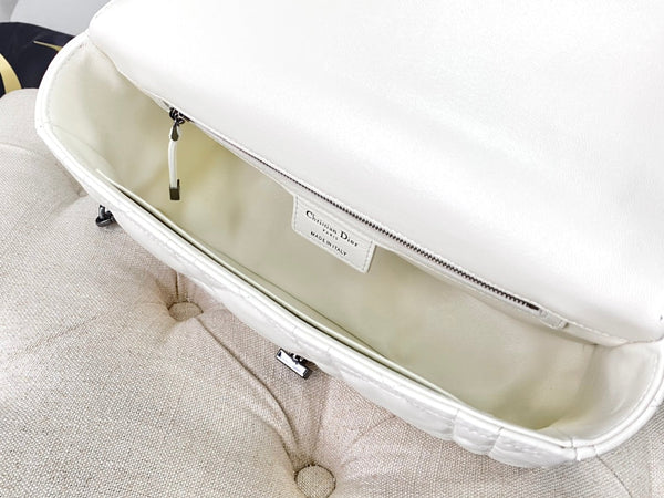 LARGE CARO BAG 28 WHITE CALFSKIN BLACK HARDWARE