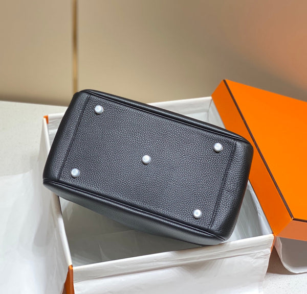 HM LINDY 30 BAG NAVY TAURILLON CLEMENCE LEATHER