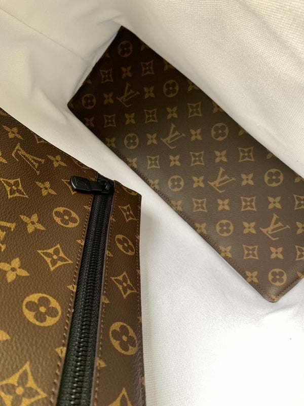 LV Week-End Tote Medium Handbag Brown Monogram Canvas