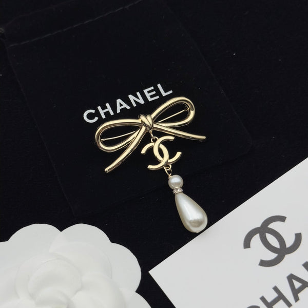 CC Brooch Pink Gold 173221