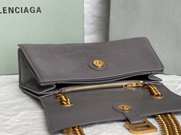 CRUSH SMALL CHAIN BAG 25 IN SUVA GRAY CRUSHED CALFSKIN GOLD HARDWARE