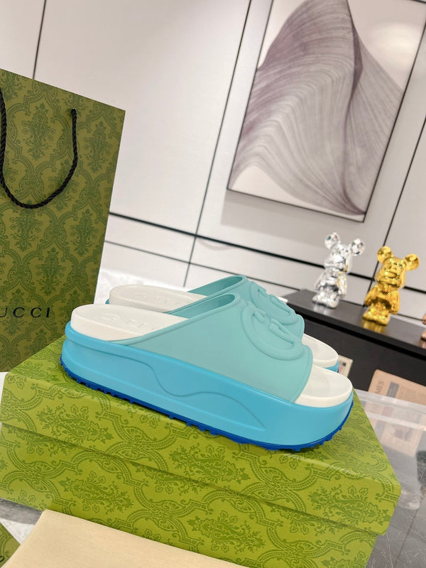 GC 25 Interlocking G 50mm Slide Sandal Sky Blue White Cowhide 292385