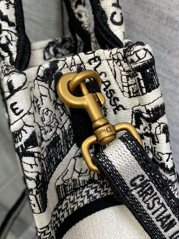 CD Mini Book Tote 13.5 cm Black Beige 336416