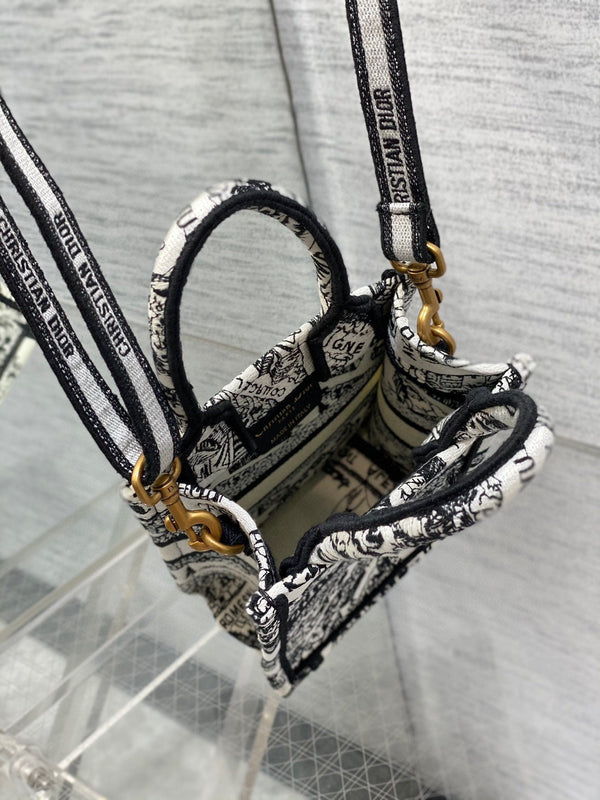 CD Mini Book Tote 13.5 cm Black Beige 336416