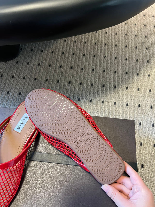 Alaia 25 Fishnet Flat Mules Red Lampskin 303682