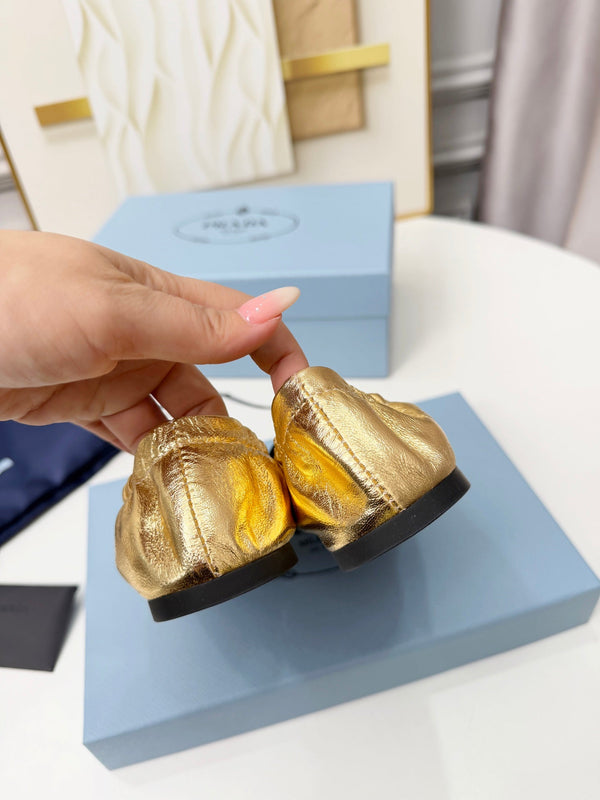 Prada 26s Bow Ballet Flats Gold Metalic Leather 624084