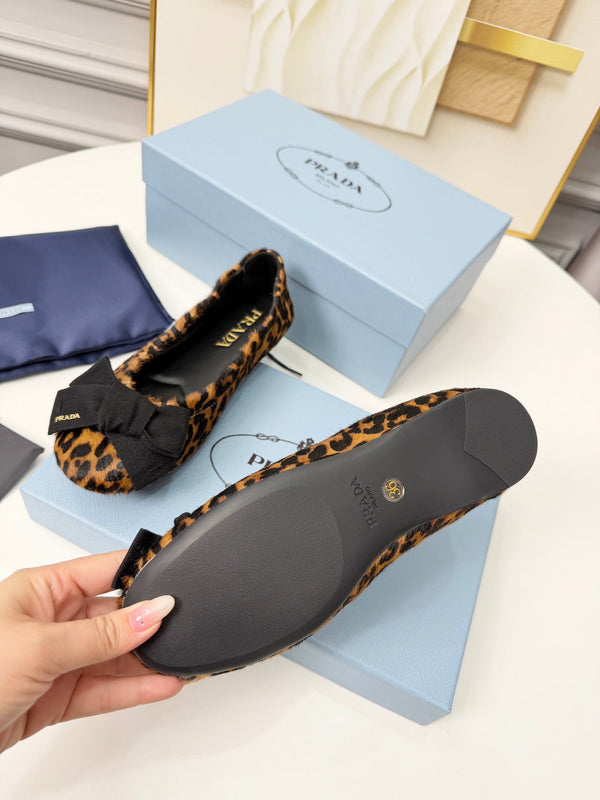 Prada 26s Bow Ballet Flats Leopard Horse Hair 624085