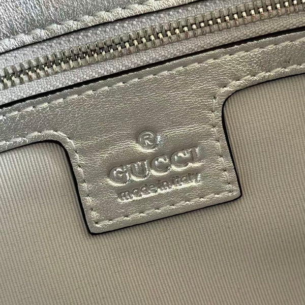 GG Marmont Small Shoulder Bag Metallic Silver Leather
