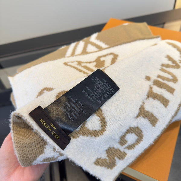 LV 25 Scarf 186cm Beige White Wool 293489