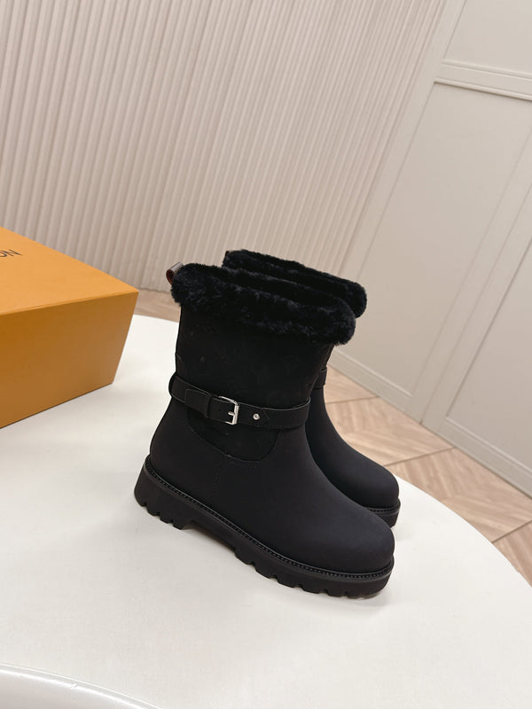 LV 2026 Territory Ankle Boot Black Nubuck Calf Leather 595440