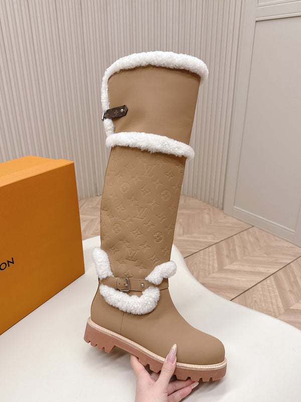 LV 2026 Territory Flat Thigh Boot Beige White Nubuck Calf Leather 595434