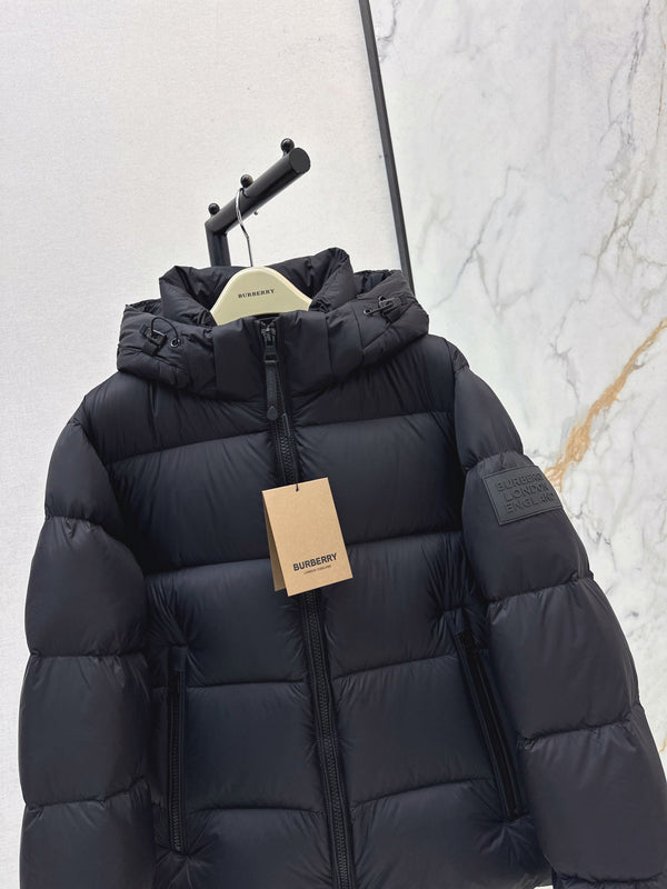 Burberry 25 Hooded Jacket Black Nylon Down 00640