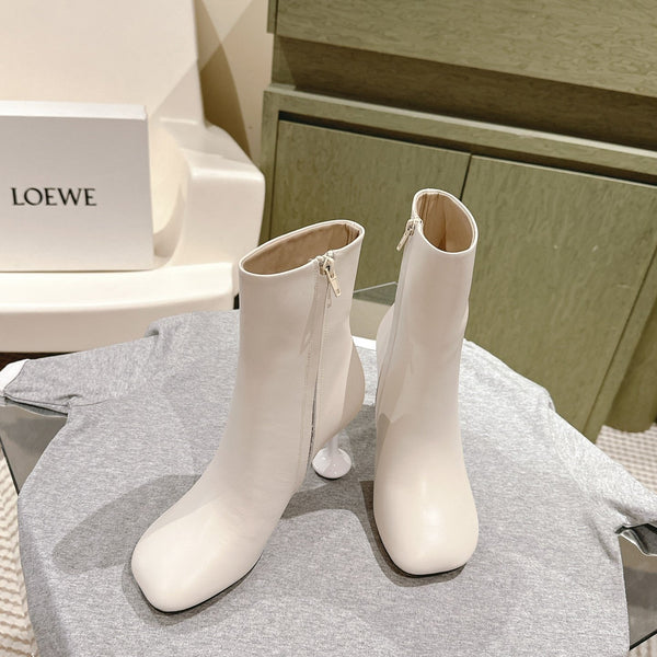 Loewe Round-Toed Boots 85mm White Mixed Sheepskin 448452