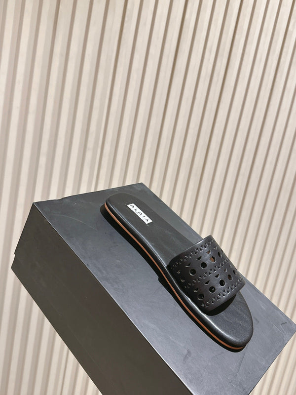 Alaia 2025 Hollow Slippers Black Leather 293653