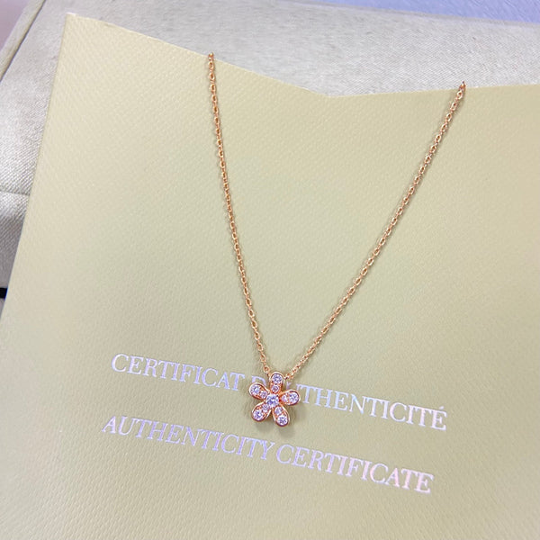 VCA Flower 1 Motifs Diamond Necklace