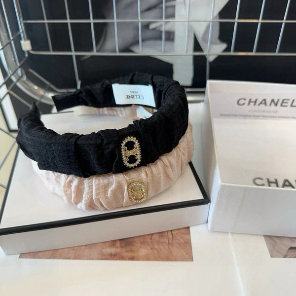 WHITE CREAM FABRIC WITH GOLD LOGO HAIRBAND 414447