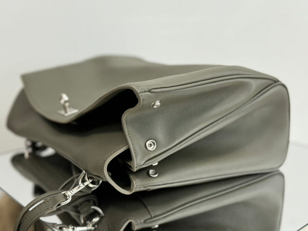 RODEO MEDIUM BAG 35 IN KHAKI GREEN SMOOTH CALFSKIN SILVER HARDWARE