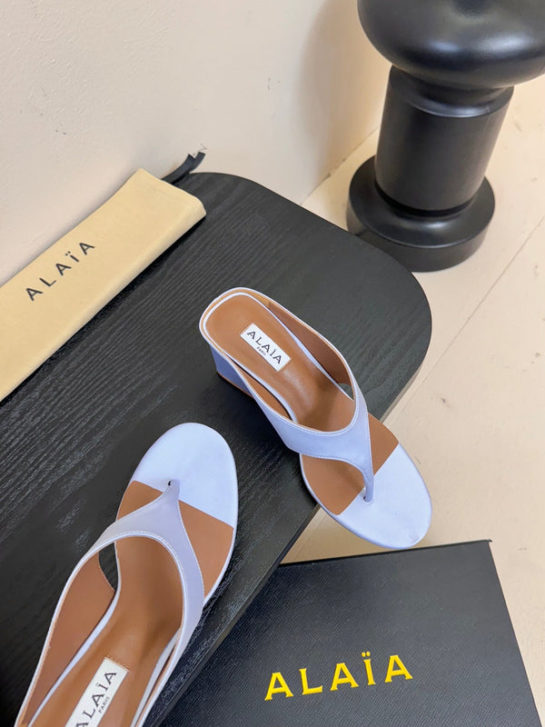 Alaia 25 Cube Thong Mules Blue Satin Sheepskin 297038