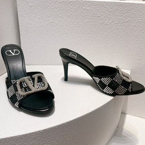 VT High Heeled Sandals Black Sheepskin 292831